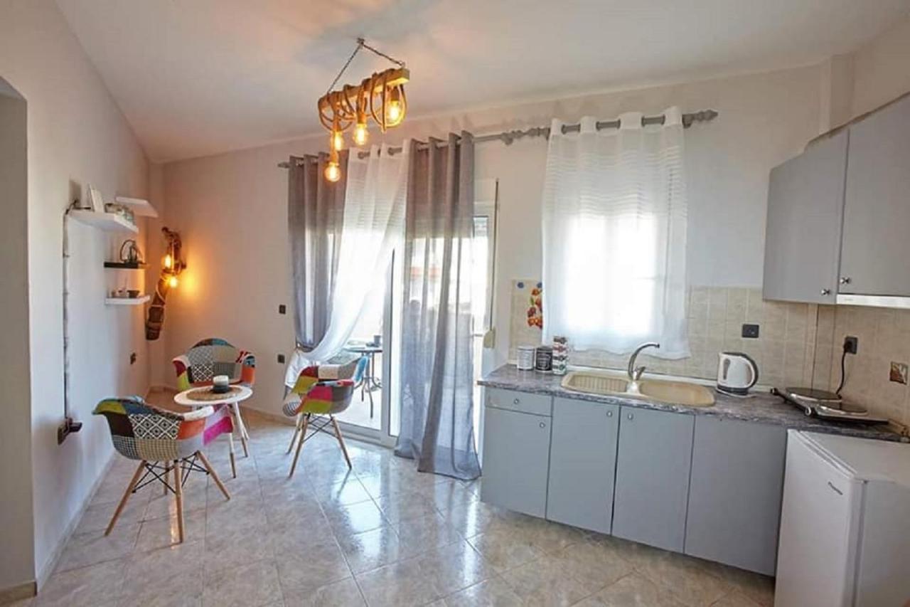 Sergios Apartments 7 アレクサンドルポリス エクステリア 写真